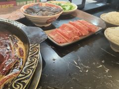 -重庆川渝肥妹火锅