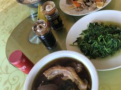 -卿园芳远·正宗石鼓白鸭汤