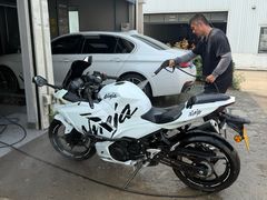 -北京中升宝辉宝马4S店