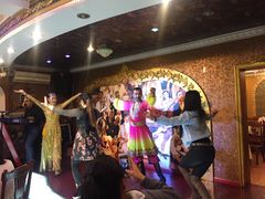 表演-维吾尔餐厅(宜山路店)