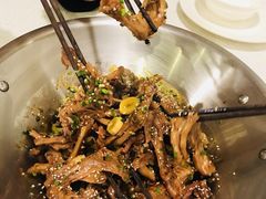 -张大师鸭爪爪特色干锅(南湖店)