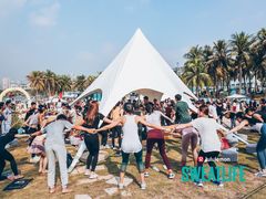 -欢乐海岸椰林沙滩-2025湾区超级灯会
