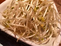 豆芽-鱼来顺纸上烤鱼