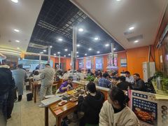 -哈尔滨小酒馆·鲜肉现穿自助烧烤(康新花园店)