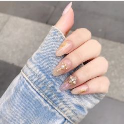 -Pink You美甲美睫纹绣定制中心