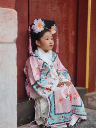 -初见美妆造型工作室