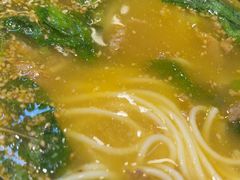 -云阿蛮云南生烫牛肉米线(奉贤路店)