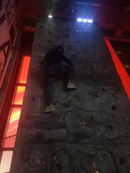 点击看大图 -嗨翻Hi-Fun竞技主题乐园·蹦床团建生日聚会(五棵松华熙店)