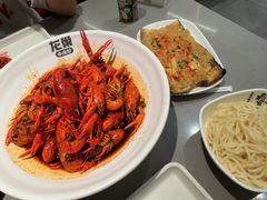 -龙巢盱眙龙虾·牛蛙·烧烤宵夜(八卦岭店)