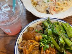 -CowCow其其·牛杂咖啡公司(六运店)