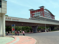 -黄浦路(地铁站)