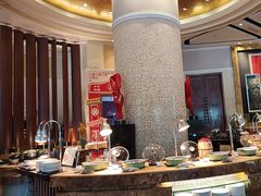 -怡聚轩全日制自助餐厅(大中华喜来登酒店)
