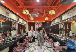 大厅-东方先生国潮男士理发馆