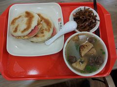 -华天二友居肉饼(新街口店)