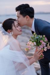 -雪中彩影婚纱摄影·微光艺术中心