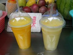 橙汁和百香果芭乐-马拉桑果汁(龙头路总店)