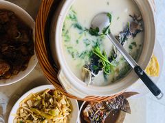 -天乐农家鱼头王(天目湖店)