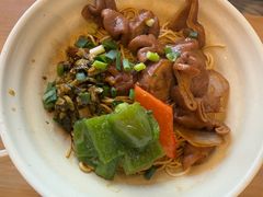 -佬钱湾仔(衣裳街店)