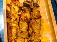 -乡村馕坑肉·烧烤·新疆菜·本地人更爱吃(阿勒泰首店)