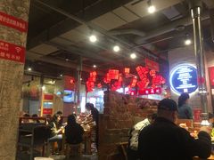 大堂-么肆烤肉·中式自助·烤肉大排档(街道口季佳PAI店)