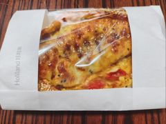芝香脆肠沙拉包-HoLiLand好利来(塘沽杭州道店)