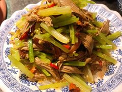 腐竹芹菜-清真·京华源铜锅涮肉(丰庆店)