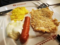 -香港新发烧腊茶餐厅(万象店)