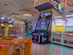 -乐多星球潮玩中心(沈阳嘉里城店)
