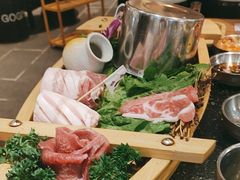-GOGIYA·咕叽吖韩国传统烤肉店(东方新天地店)