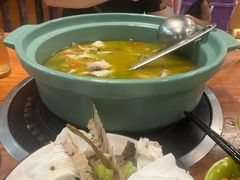 -重庆鸡公煲·青锅花椒鱼(牡丹江路店)