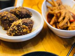 -二孃鸡爪爪(东风路总店)