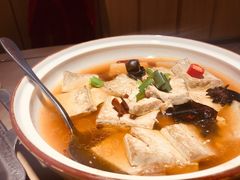 石锅自制卤水黑豆腐-羊之道草原味道清真餐厅(番禺店)