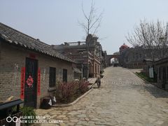 -清风小镇闯关东影视基地