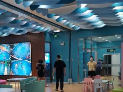 -Swim斯卫姆国际儿童游泳中心(红博中央公园店)