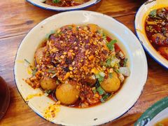 -拈签一笑黄牛肉辣卤串串
