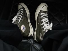 -京伟修鞋洗鞋奢侈品皮具护理店