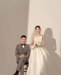 -喜爱高定婚纱摄影