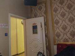 -音皇乐友汇量贩式KTV