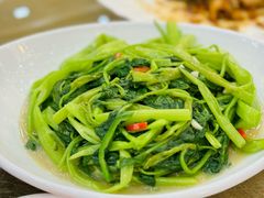 椒丝腐乳炒通菜-轩记海鲜餐厅·四十五年老字号·经典粤菜(西区彩虹店)