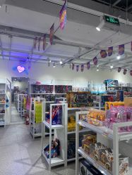 -嗨本可潮玩仓(大兴大悦春风里店)