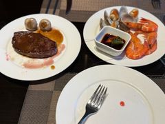 -大中华希尔顿酒店-念自助餐·海南美食·三文鱼