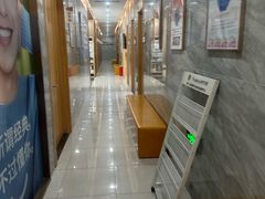 -上海仁爱医院口腔科 · 种植