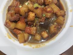 -东口码头·烧鸽子·鱼头泡饼·地方菜(金鹰悦城店)