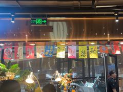 -遇上西雅图多融合海鲜自助餐厅(中房金谊广场店)