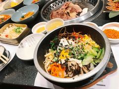 -草家酱蟹炭火烤肉店(珲春南路一店)