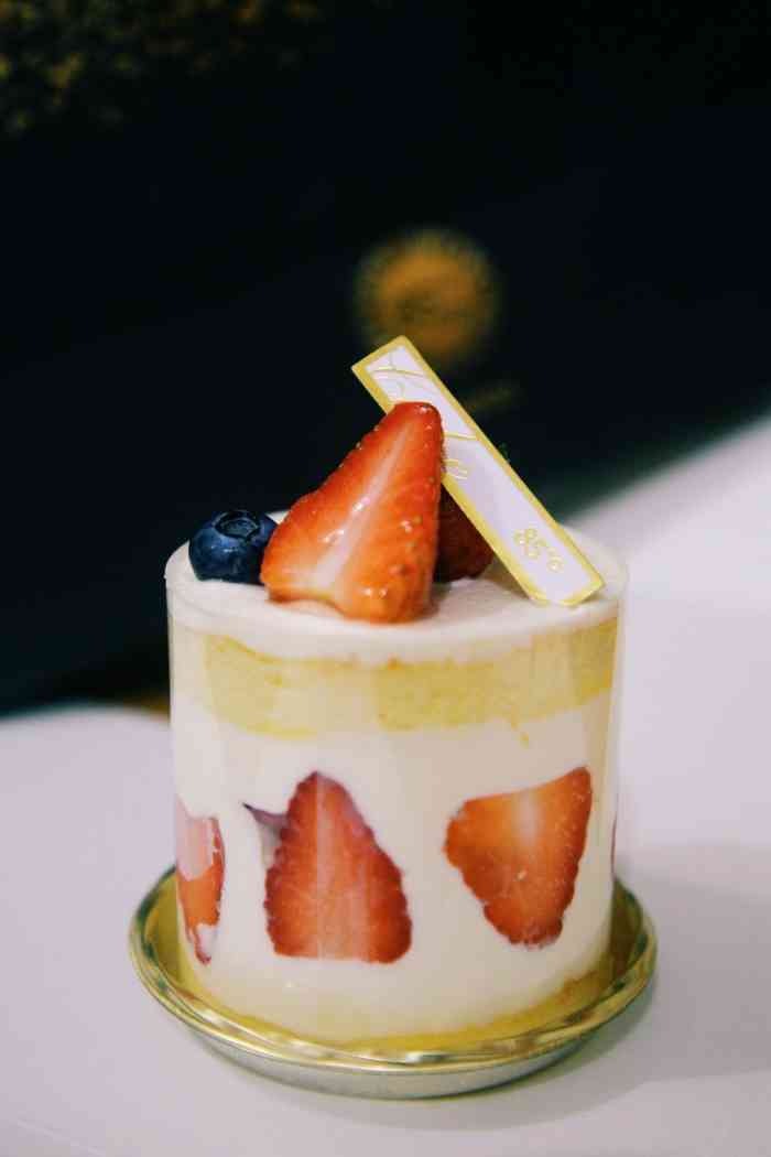 打分 85的草莓蛋糕 好吃!还是会回购!