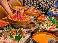 -牛YO寿喜烧·铁板烧和牛火锅自助(市府恒隆店)