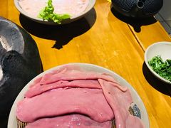 -白乐天毛肚火锅馆(解放碑店)