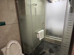 -华海酒店(茂名高铁站店)