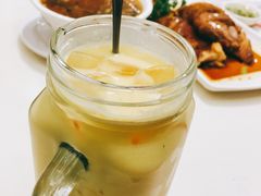 -新大咀港式茶餐厅(宝山万达店)